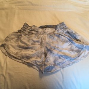 Lululemon shorts!